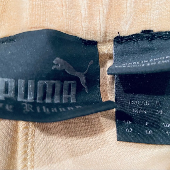 NEW Fenty by PUMA velour lace up leggings - medium. No tags. - Picture 7 of 8